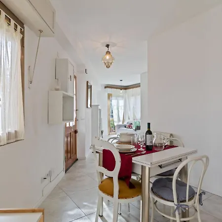 Via Peirogallo Appartaments Apartamento