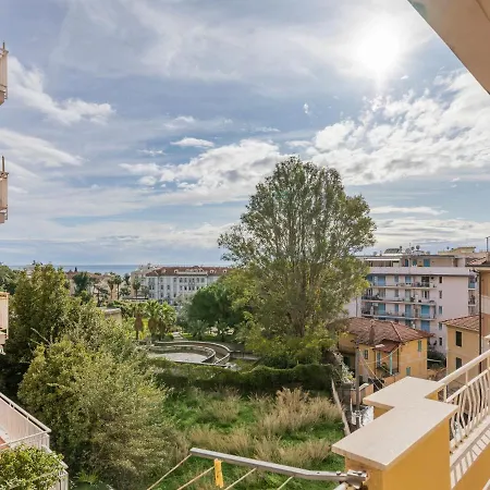 Apartman Via Peirogallo Appartaments San Remo